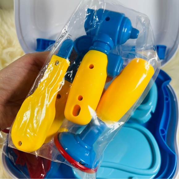 New 15Pieces Doctor Kids toy Set for 3+ /Little Doctor Medical Center - Picture 9 of 9